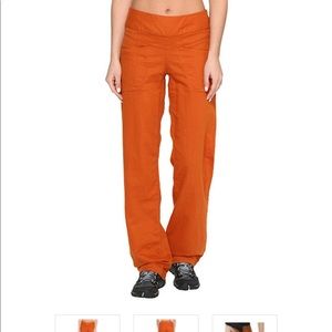 Arc'teryx Women's Spadina Pants in Teal